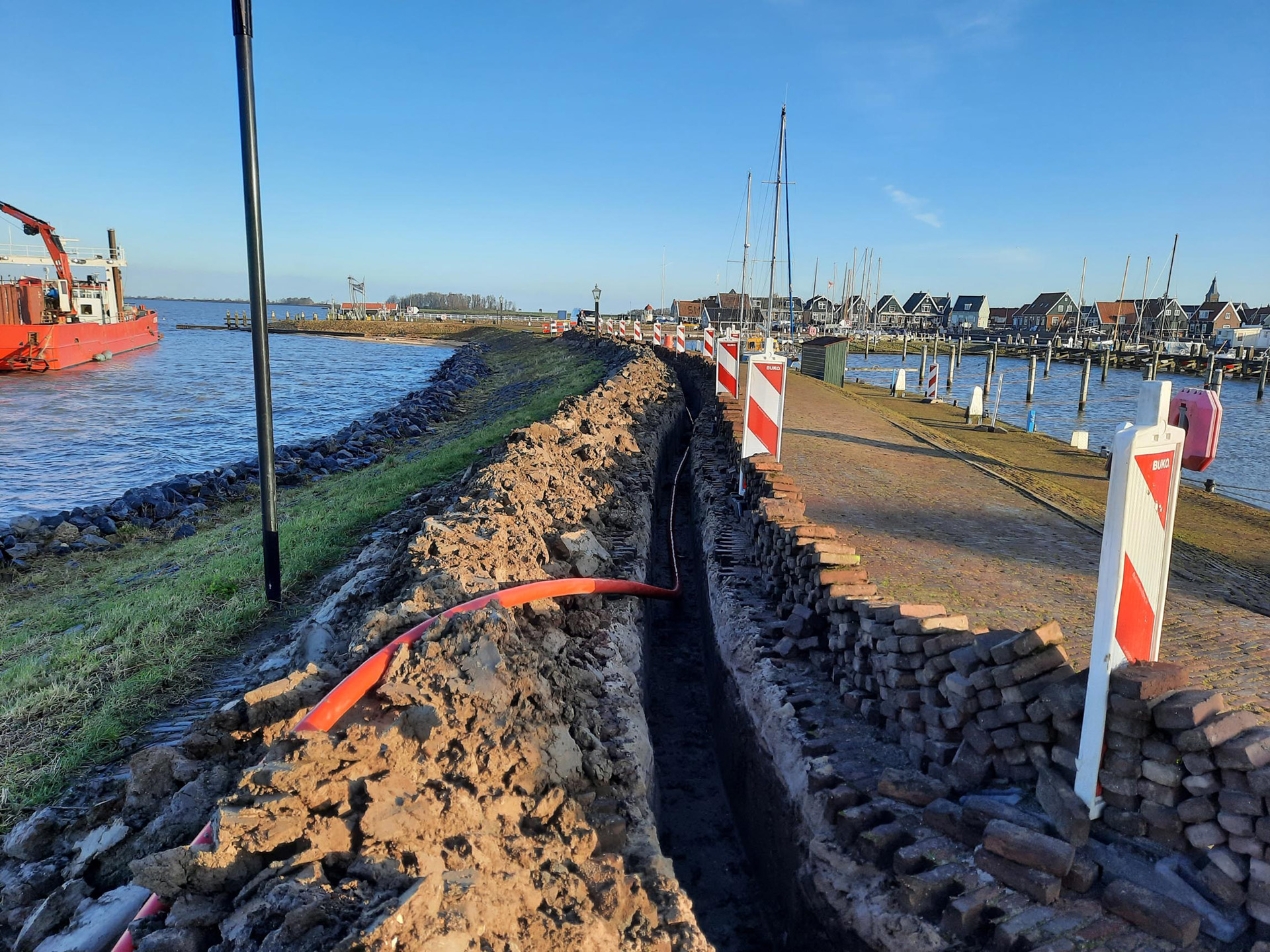POV kabels en leidingen bij dijkversterkingen